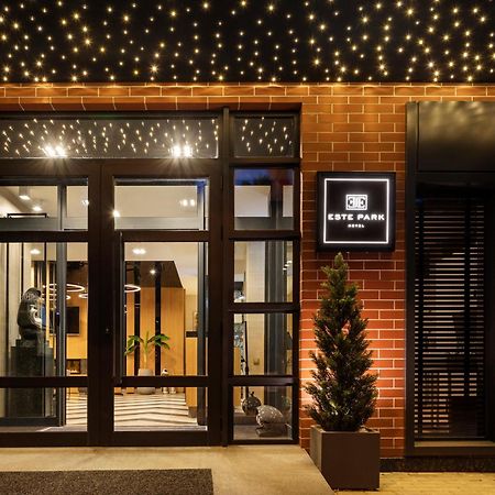 Este Park Hotel: Urban Chic Luxury with Parking Near Shopping Mall Plovdiv Exterior photo